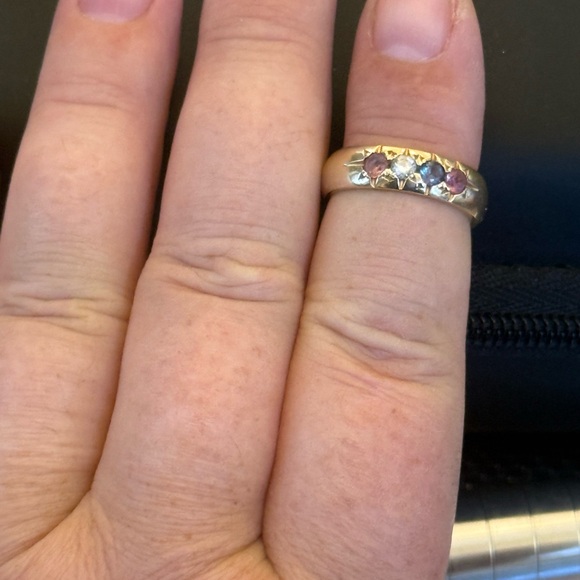 14k Gold  Ring with Multicolor Stones  Size 5 - Picture 3 of 8